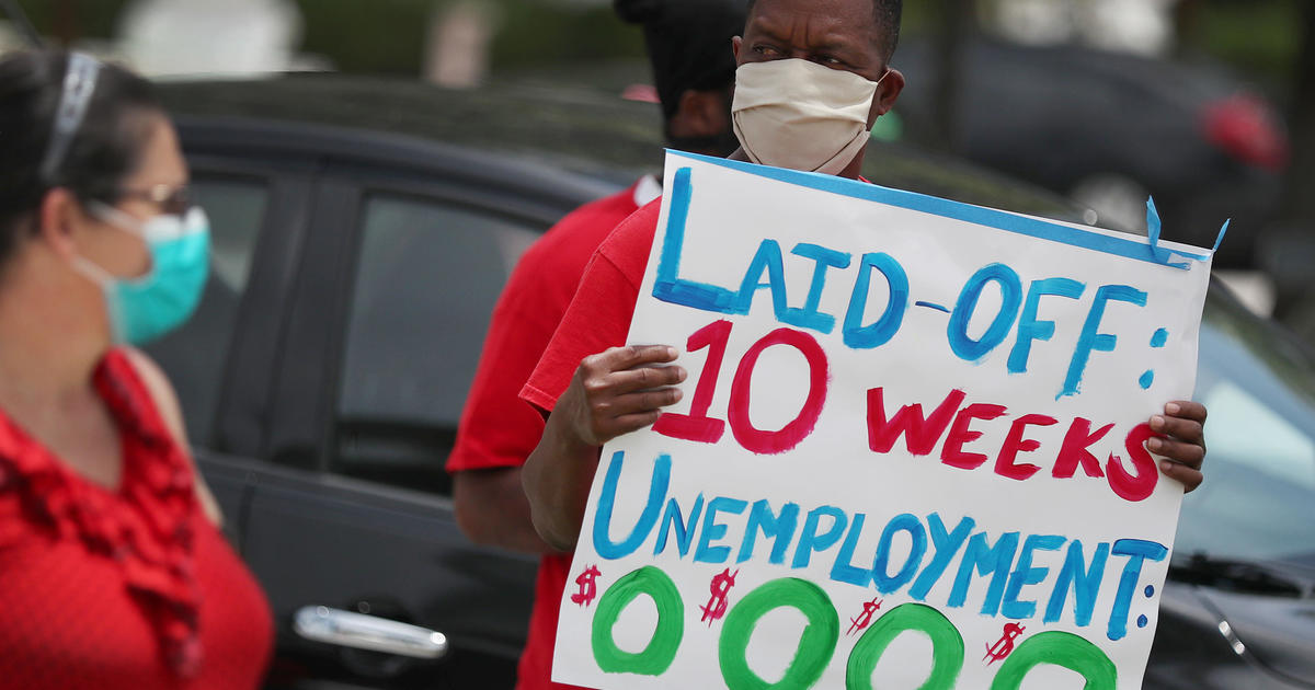 COVID-19 surge: Next bailout could cost $1.5 trillion,
Moody's says 1