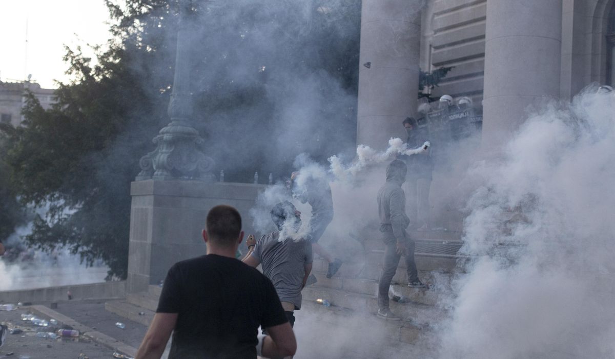 Serbia mulls anti-virus rules as clashes erupt over
lockdown 1