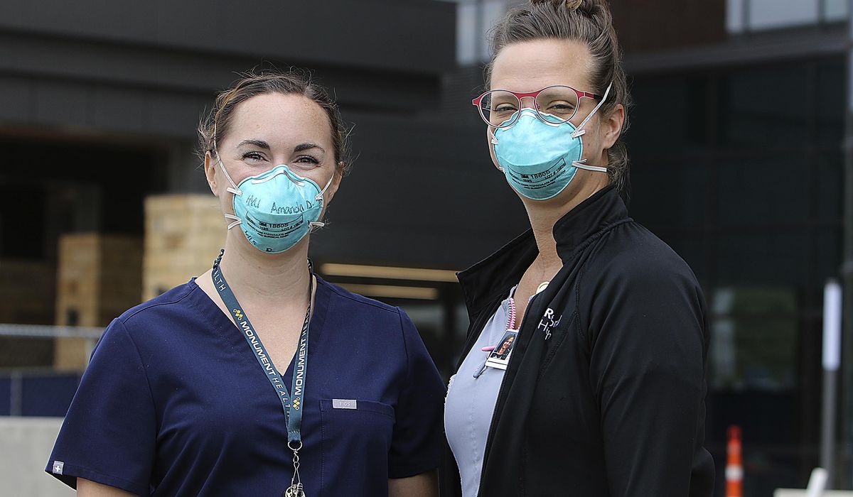 Caregivers describe working with coronavirus
patients 1