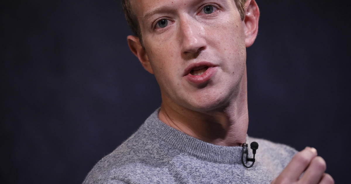 Zuckerberg slams Trump administration response to
COVID-19 1