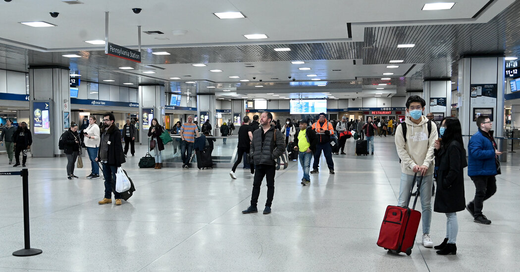 Coronavirus ‘Checkpoints’ in NYC to Enforce Travel Rules?
Well, Not Exactly 1