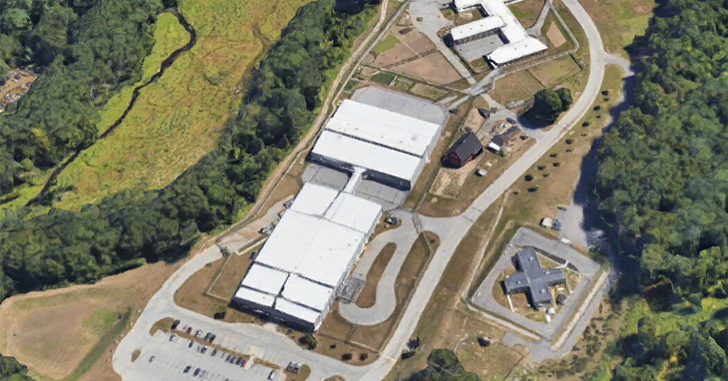 Prison Inmate Hanged Himself With Coronavirus Mask,
Officials Say 1