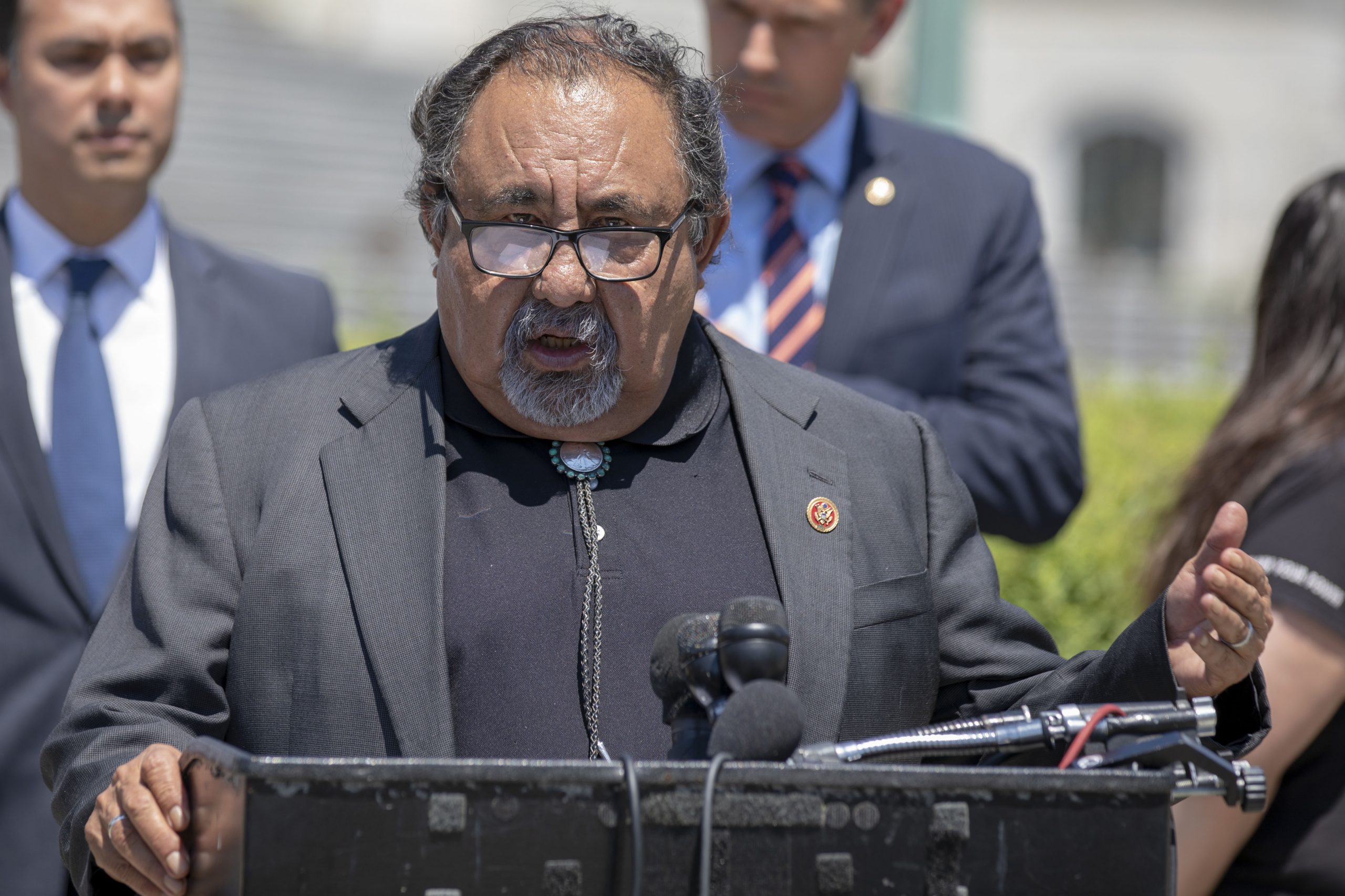 Rep. Raul Grijalva tests positive for Covid-19 1
