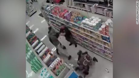 Children's theme park employee punched in the face for
enforcing park's mask policy 1