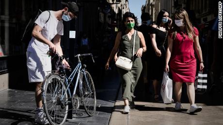 The eerie similarities between the anti-mask and the
anti-vax 1
