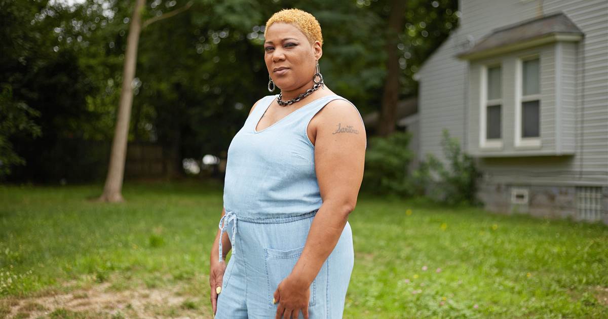 Some workers sickened by COVID-19 face an extra challenge:
Proving where they got it 1