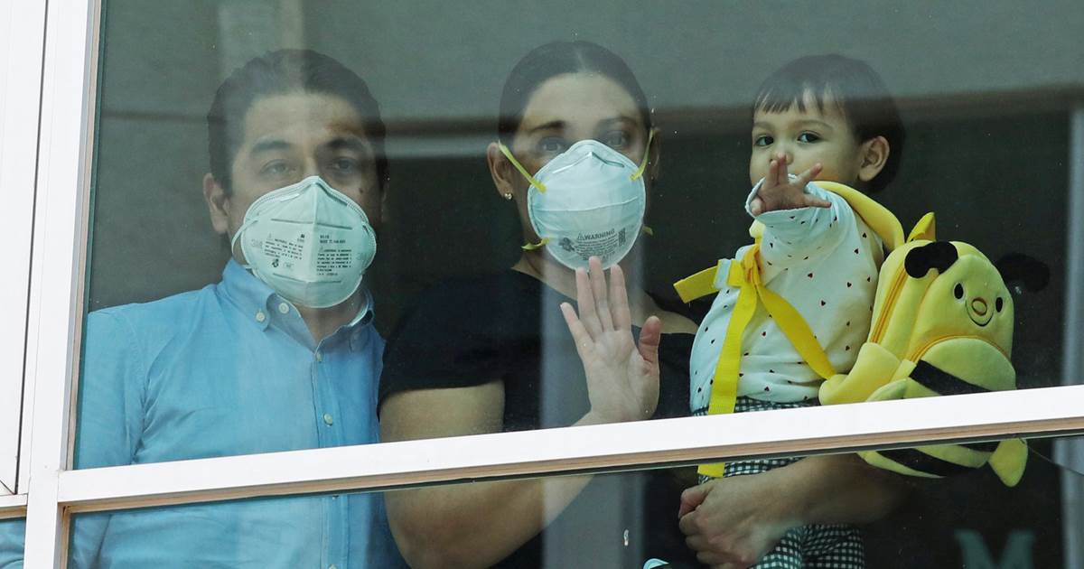 Coronavirus is killing more healthcare workers in Mexico.
Here's why. 1