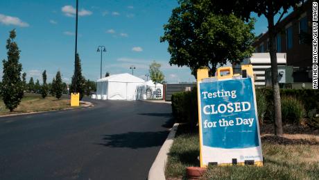 Coronavirus model projects more than 317,000 US Covid-19
deaths by December 1