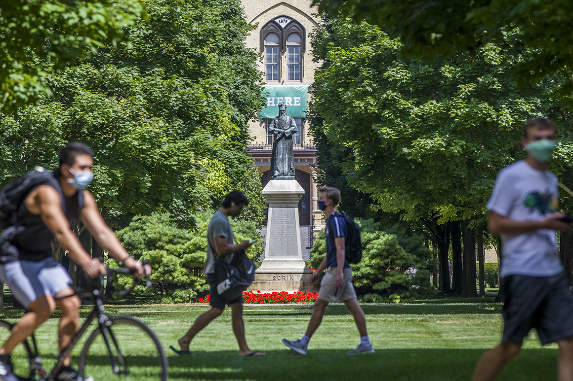 Notre Dame suspends in-person instruction for 2 weeks amid
coronavirus spikes 1