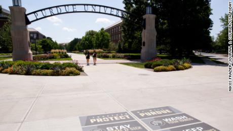 Notre Dame responds to student newspaper's plea regarding
Covid-19 1