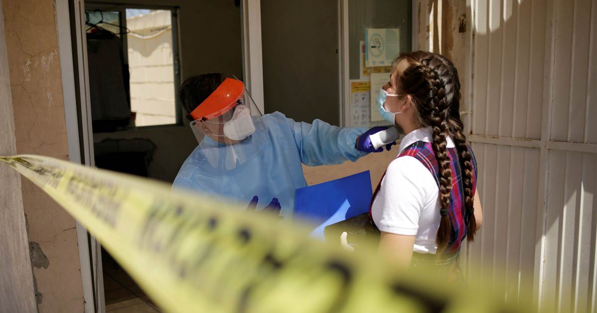 In Mexico, remote learning due to coronavirus leads to
exodus from private schools 1