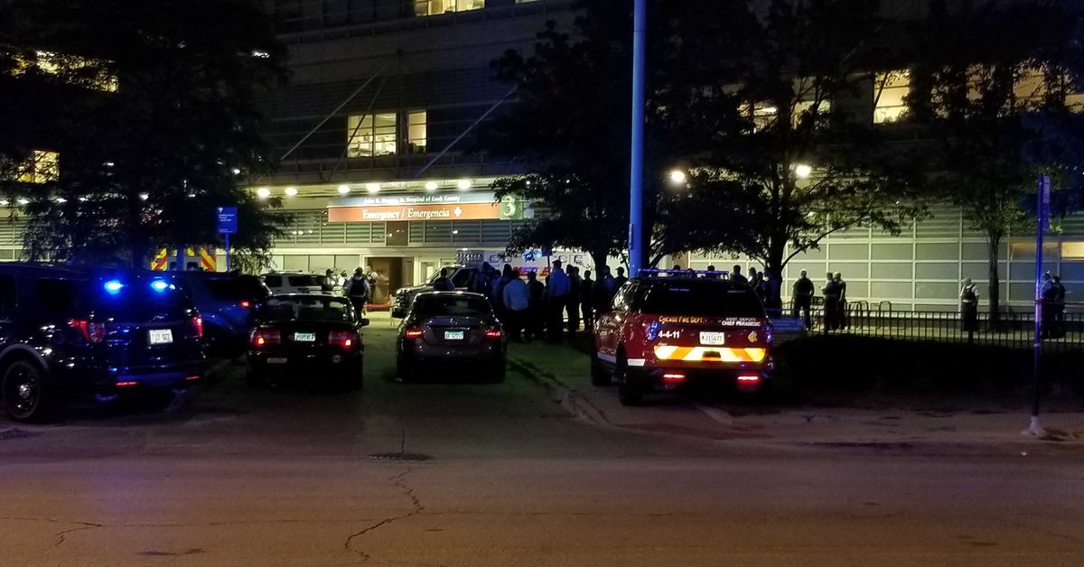 1 charged in shooting of Chicago police officers on West
Side 1