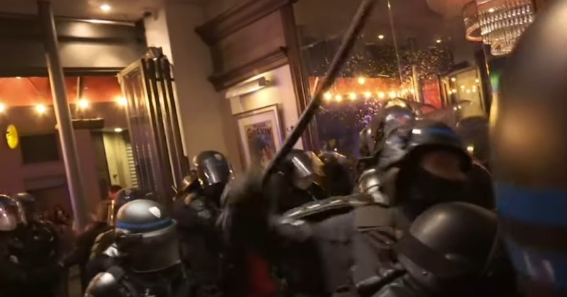 Paris: Riot Police Storm Bar Over No Social
Distancing 1