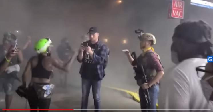 Two Die in Tuesday’s Kenosha Riot. Armed Citizens Show Up To
Defend Town 1