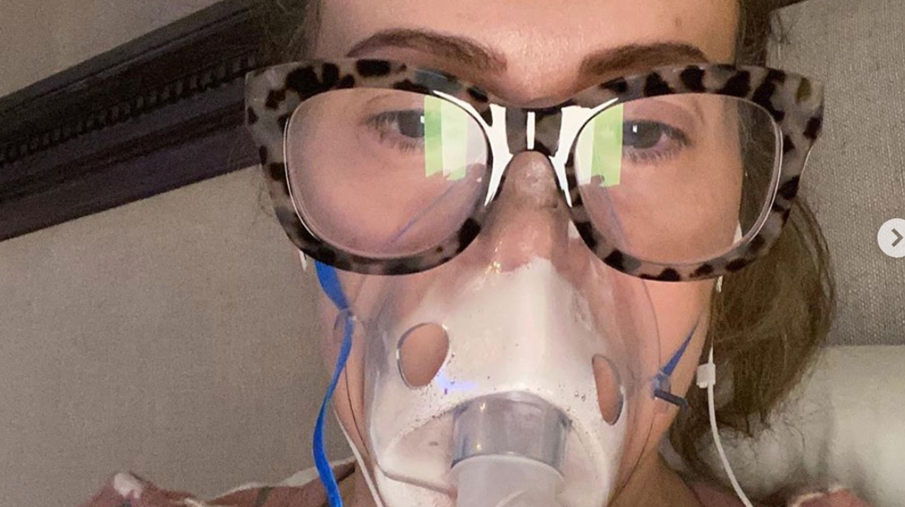 Alyssa Milano Reveals She Had COVID-19: ‘I Thought I Was
Dying’ 1