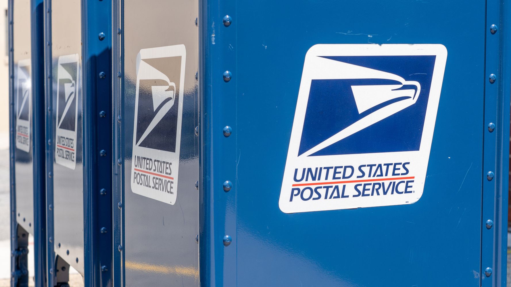 Separating Fact From Fiction: How Trump Is Hobbling The Post
Office 1