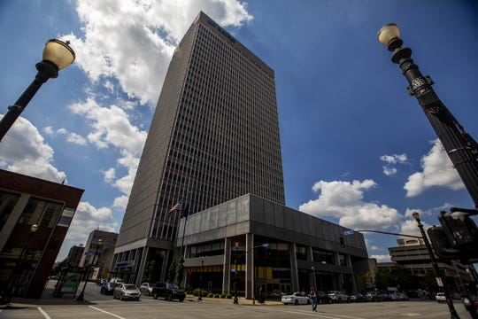 29-story office tower in Kentucky secretly owned by
billionaire Russian oligarchs, feds say 1