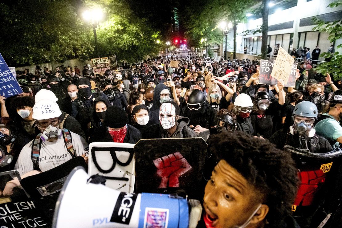 Academics Give Aid and Comfort to the BLM and Antifa
Riots 1