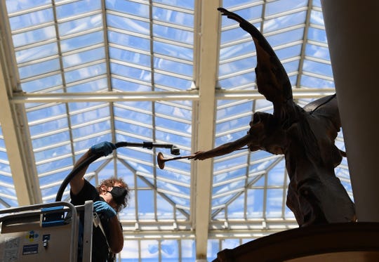 Behind the scenes at the Metropolitan Museum of Art: What
does it take reopen a national landmark? Come inside. 1