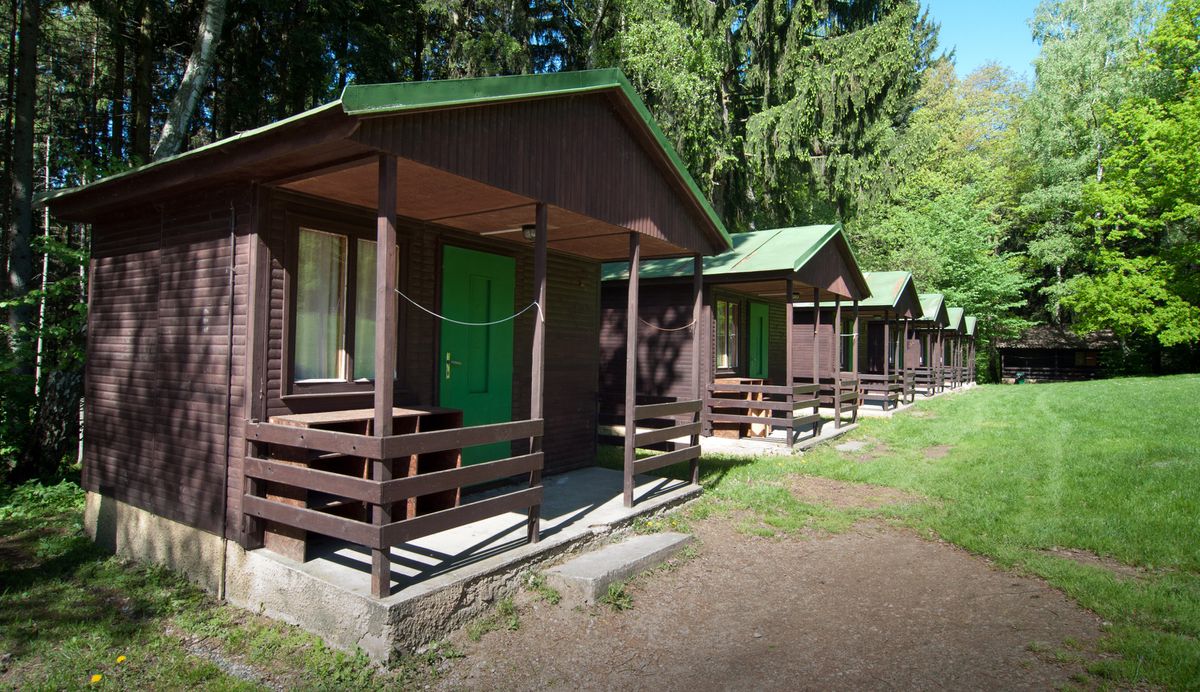 At least 260 kids, staff members test positive for
coronavirus at Georgia sleepaway camp 1 At least 260 kids, staff members test positive for
coronavirus at Georgia sleepaway camp 1