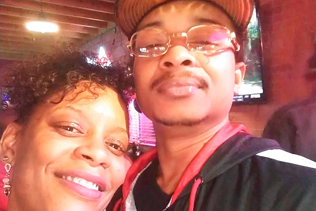 Kenosha: Two shot, one fatally, during Jacob Blake
protests 1