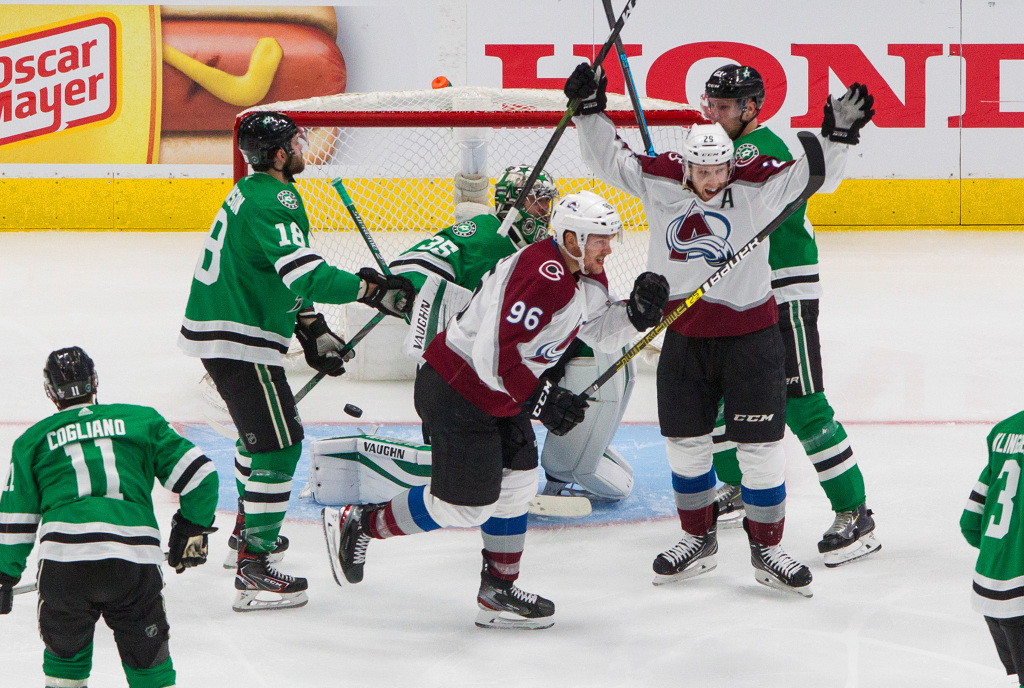 NHL’s protest “pause” will undoubtedly aid banged up
Avalanche 1