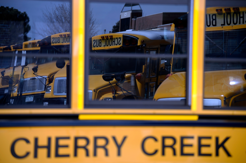 1,700 Cherry Creek High School students in remote learning
after COVID-19 outbreak 1