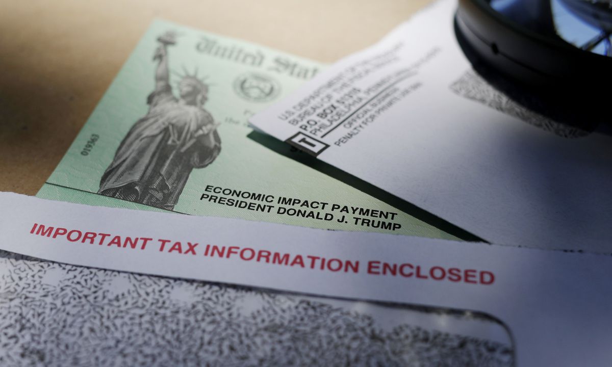 House Democrats demand stimulus checks for immigrants in
next COVID-19 economic relief package 1