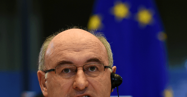 EU Trade Commissioner Under Pressure to Resign After Golf
Party Which Broke Lockdown Rules 1
