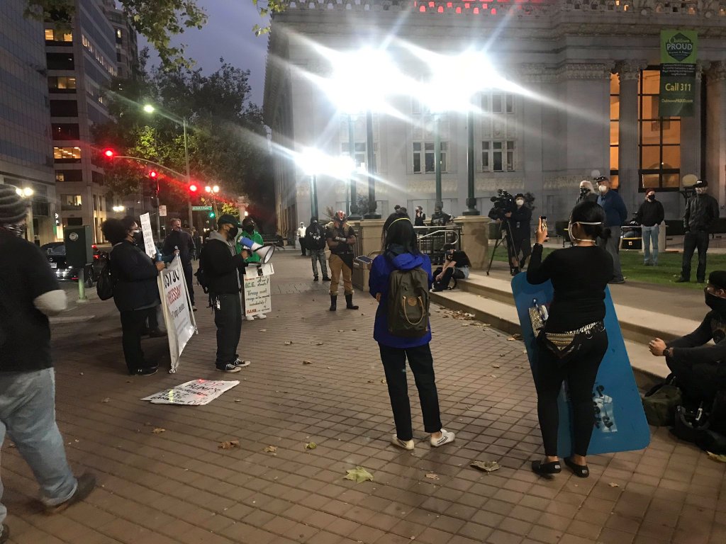 Oakland: Jacob Blake protesters gather downtown 1