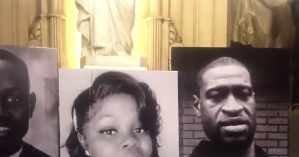 BLASPHEMY: Catholic Priest Worships George Floyd at Mass,
Gives Sermon Against ‘White Privilege’ 1 BLASPHEMY: Catholic Priest Worships George Floyd at Mass,
Gives Sermon Against ‘White Privilege’ 1