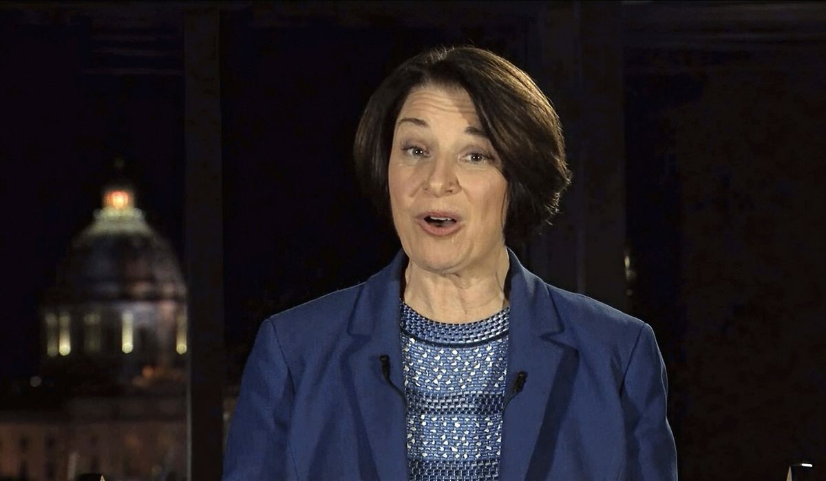 Amy Klobuchar hits Trump with post office zinger 1