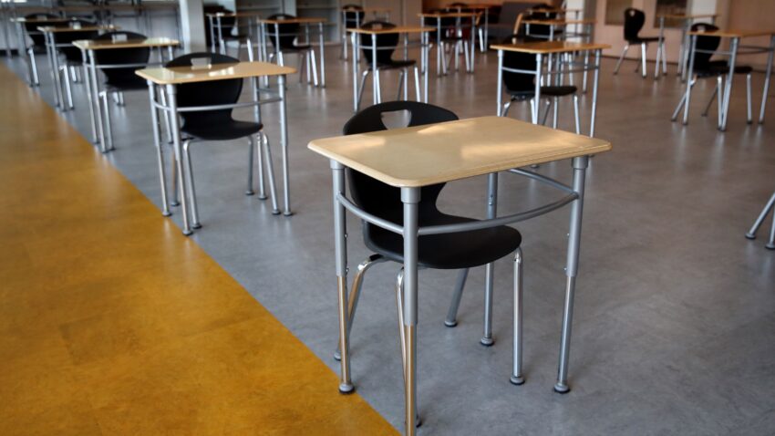 Mass. education leaders want teachers back in classrooms for
remote learning 1