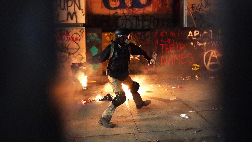 Illegal immigrant arrested after firing shots during Black
Lives Matter protest: Authorities 1