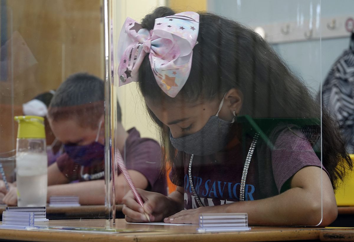 Florida schools can stay virtual during coronavirus
pandemic, judge rules, lifting stay on order 1 Florida schools can stay virtual during coronavirus
pandemic, judge rules, lifting stay on order 1