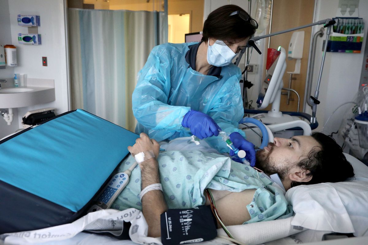 One of the biggest hurdles for COVID-19 patients is
breathing. Respiratory therapists help make it happen, but the
field is dwindling. 1 One of the biggest hurdles for COVID-19 patients is
breathing. Respiratory therapists help make it happen, but the
field is dwindling. 1