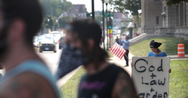 WATCH: Kenosha Residents Fire Warning Shots as Rioters
Threaten Neighborhoods 1