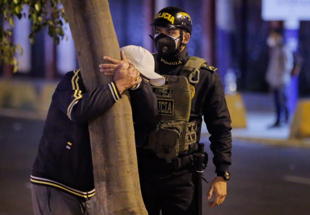 Peru: Police Raid Nightclub for Party During Lockdown,
Causing Stampede Killing 13 1