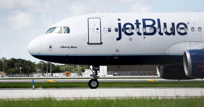 JetBlue Doubles Down on Kicking Family Off Plane Because
2-Year-Old Wasn’t Wearing A Mask 1