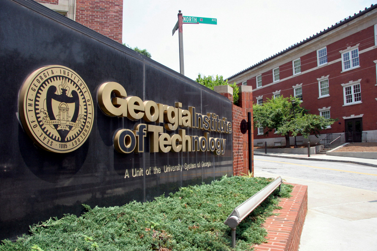 Georgia college frat house under quarantine after COVID-19
outbreak 1