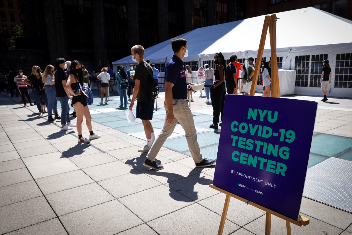New York’s public colleges see enrollment dip amid COVID-19
pandemic 1