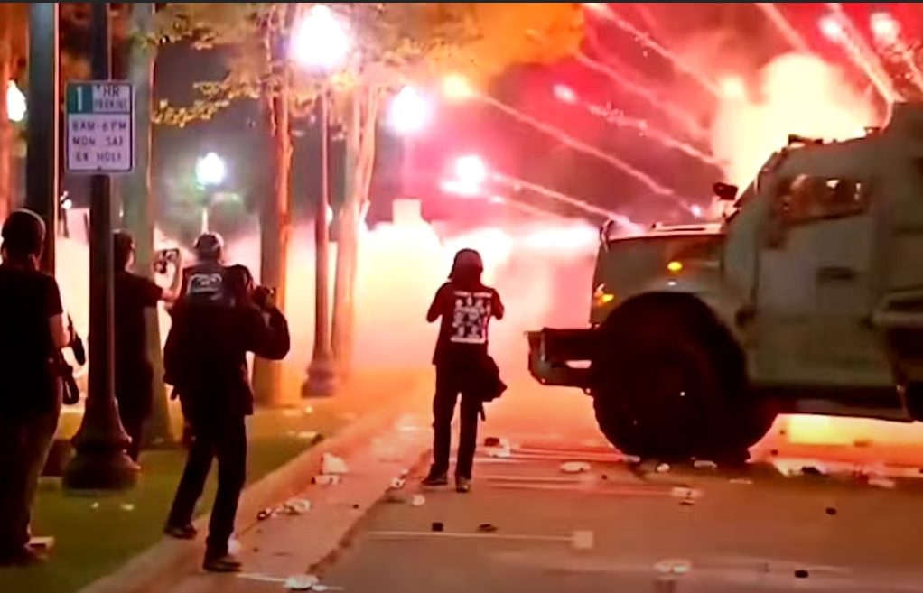 Kenosha, Wisconsin Riots Turn Deadly After Two Victims
Fatally Shot 1
