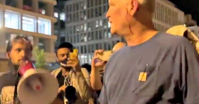 Protesters Harass, Assault Pro-Trump Elderly Couple Near
White House 1