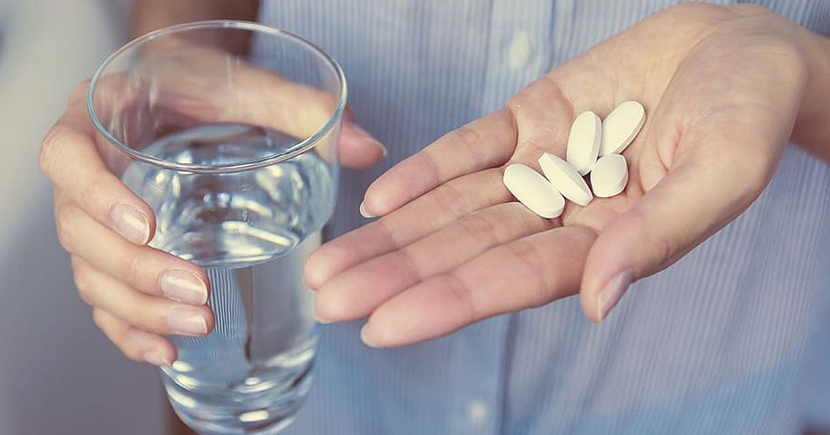 Ethicist Recommends Drugging People With ‘Morality Pills’ in
Water Supply to Make Them Wear Masks 1