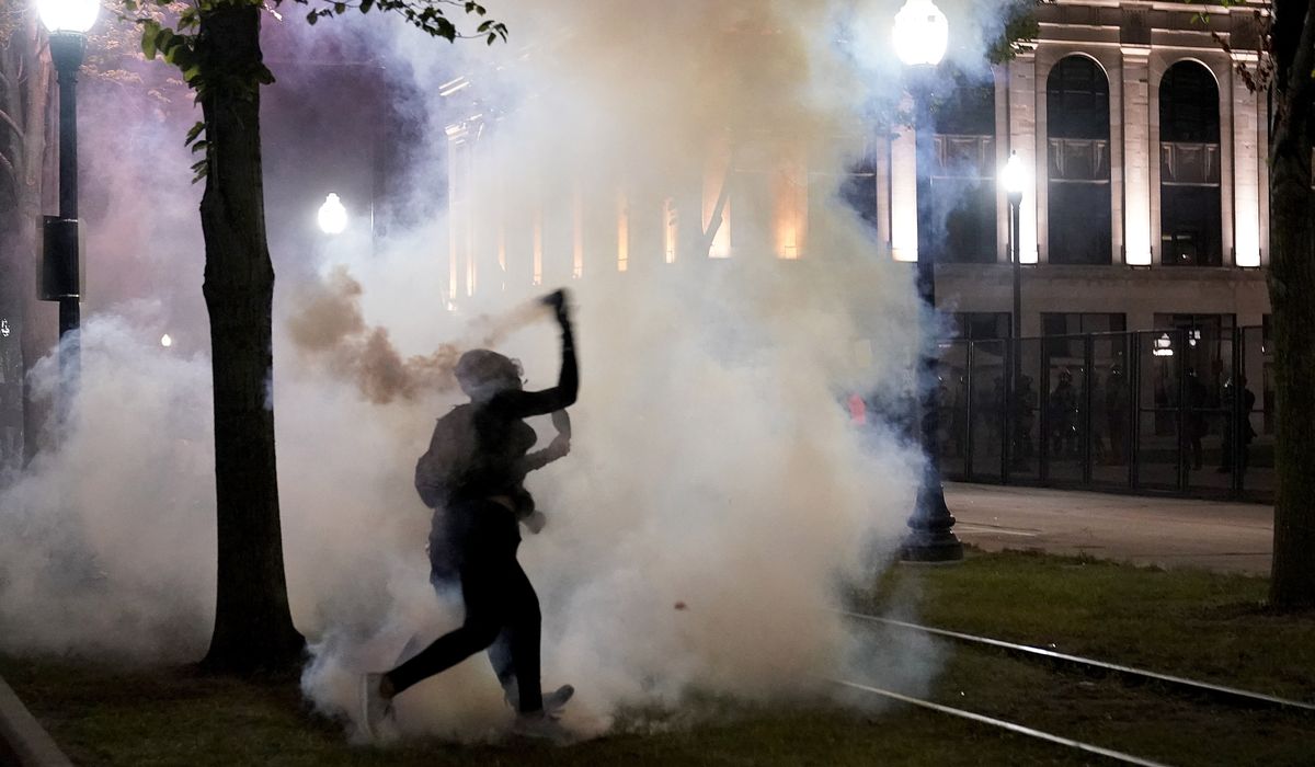Lawyer says Jacob Blake paralyzed; protests erupt for 3rd
night 1