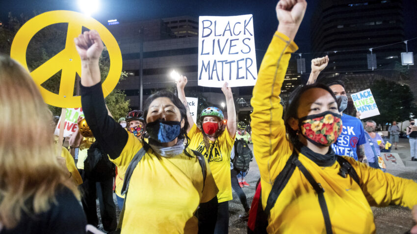 Portland protest strives for peace as U.S. forces drawn
down 1