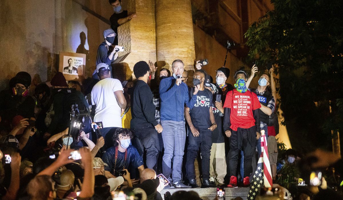Ted Wheeler, Portland mayor, gets fed up with violent
protests: 'Enough is enough' 1