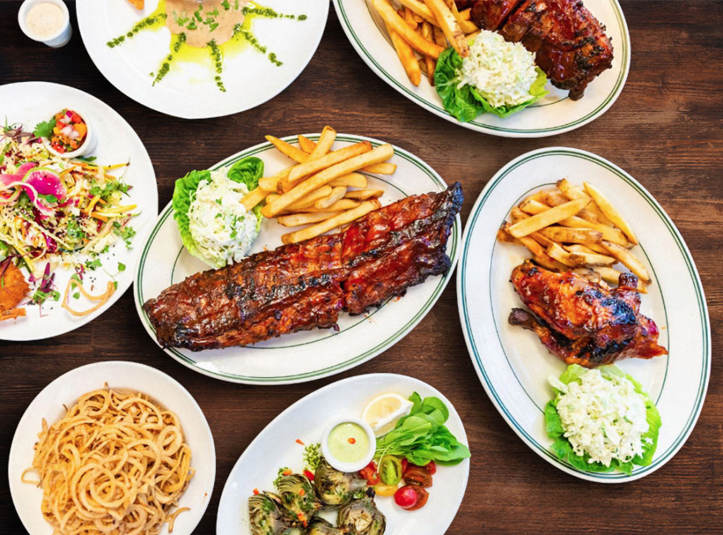 Bowing to customer demand, Palo Alto’s MacArthur Park
reopens for takeout 1
