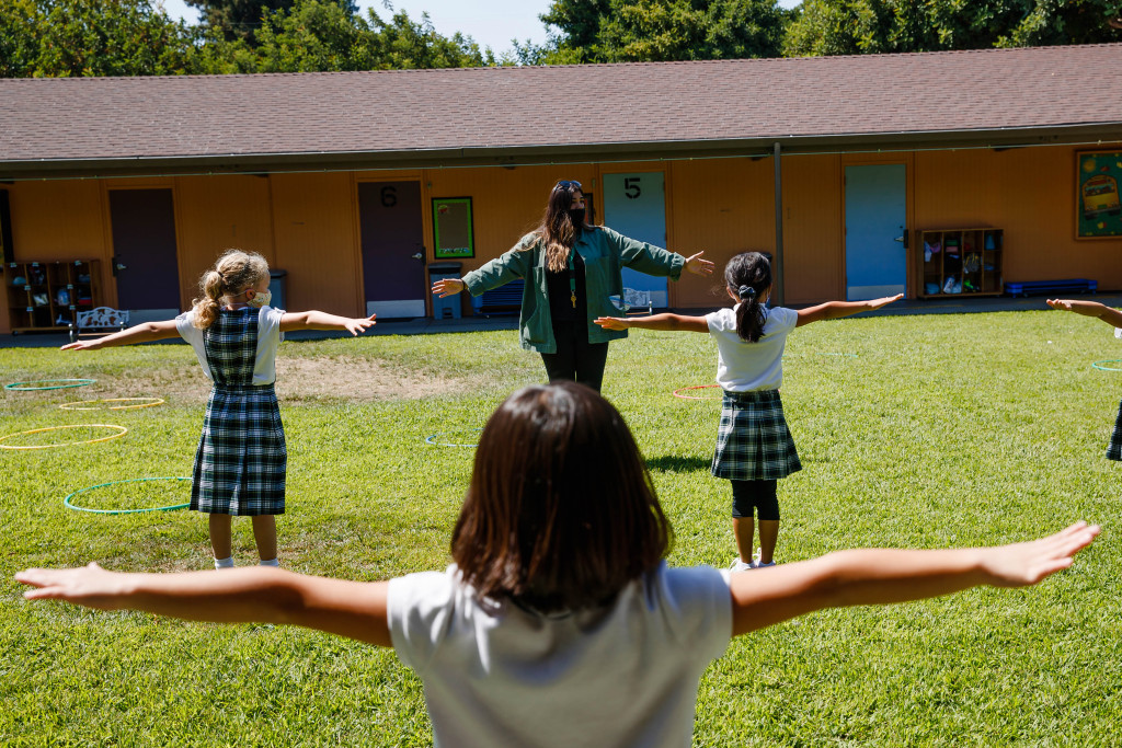 Here are the 21 Contra Costa County schools applying to
reopen classrooms 1