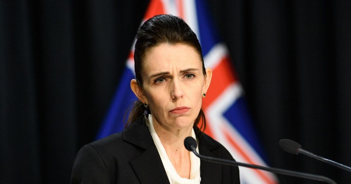New Zealand Launches Another Strict Lockdown After 4 Test
Positive for COVID 1